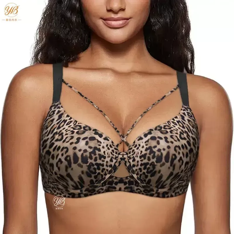 Large-sized Amazon seamless lingerie women\'s support and gathering bra bra